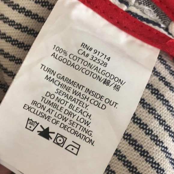 A/X Armani Exchange Pinstripe 2 Button V-Neck Vest - Picture 4 of 7